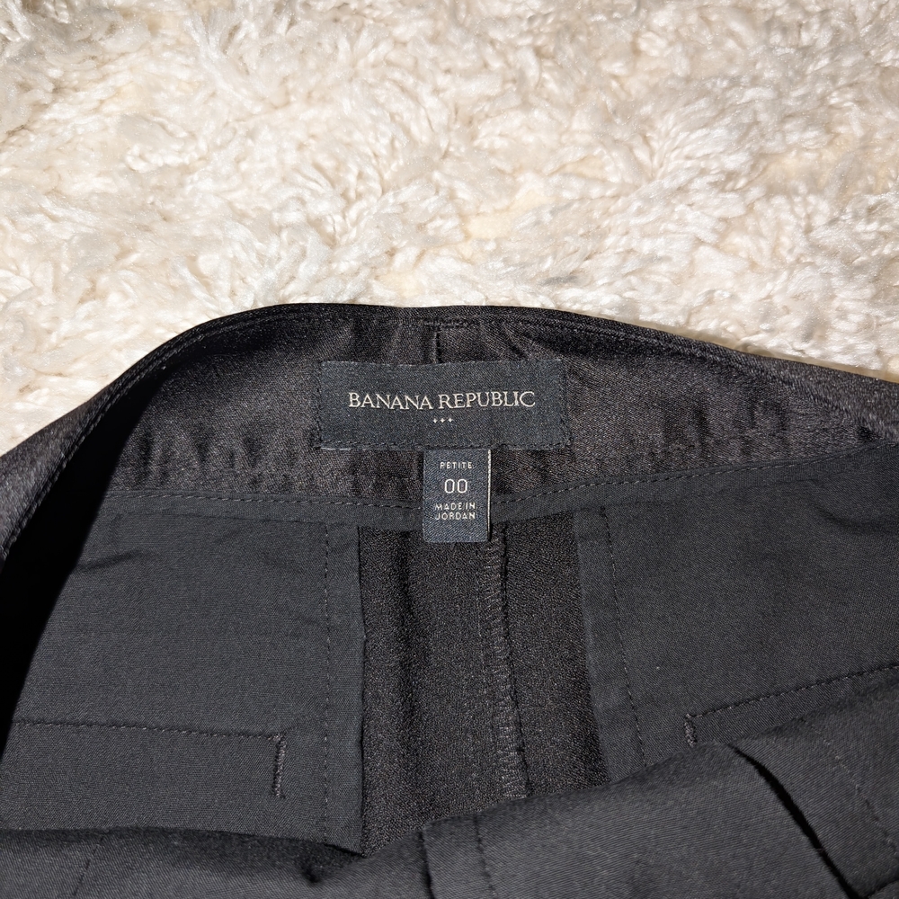 Banana Republic Black High Waist Women's Shorts - Picture 2 of 2